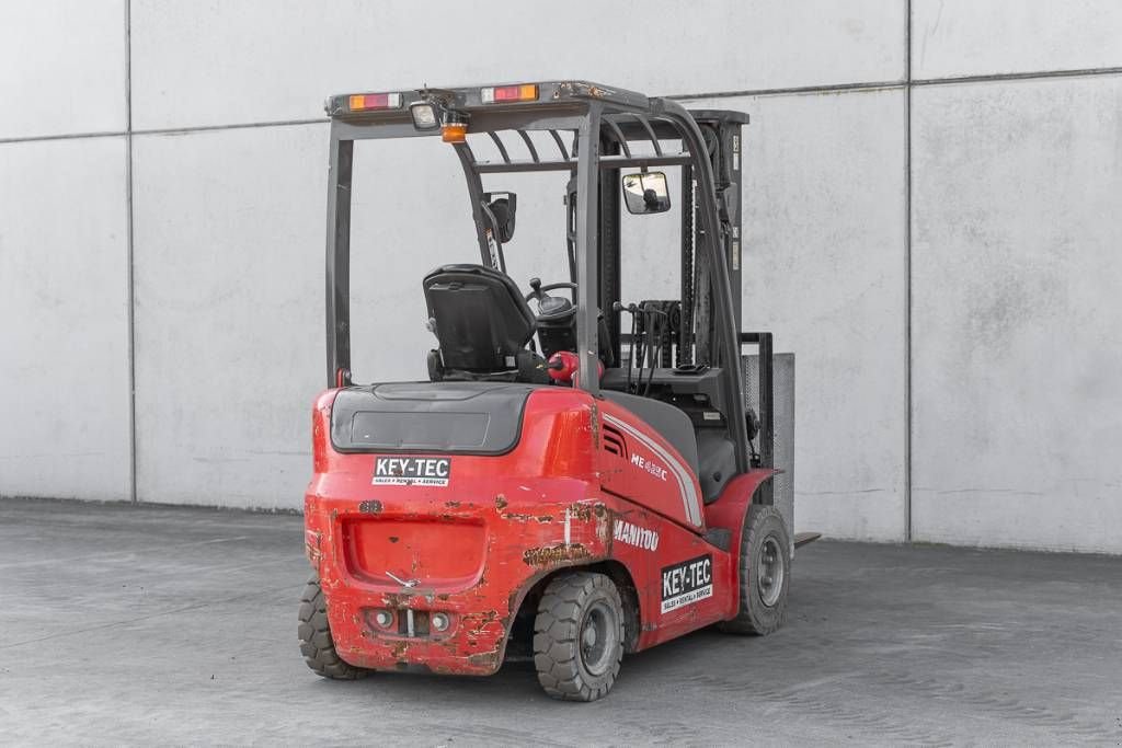 Frontstapler typu Manitou ME 425, Gebrauchtmaschine v Moerbeke (Obrázek 5)