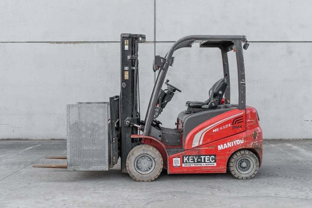 Frontstapler typu Manitou ME 425, Gebrauchtmaschine v Moerbeke (Obrázek 4)