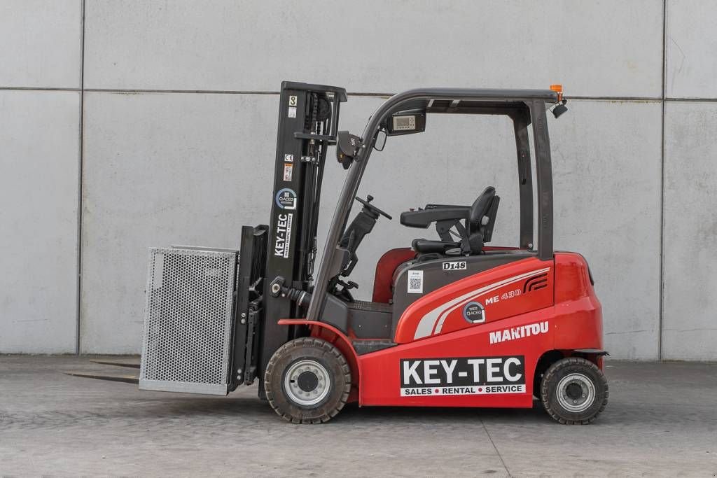 Frontstapler typu Manitou ME 430, Gebrauchtmaschine v Moerbeke (Obrázek 4)