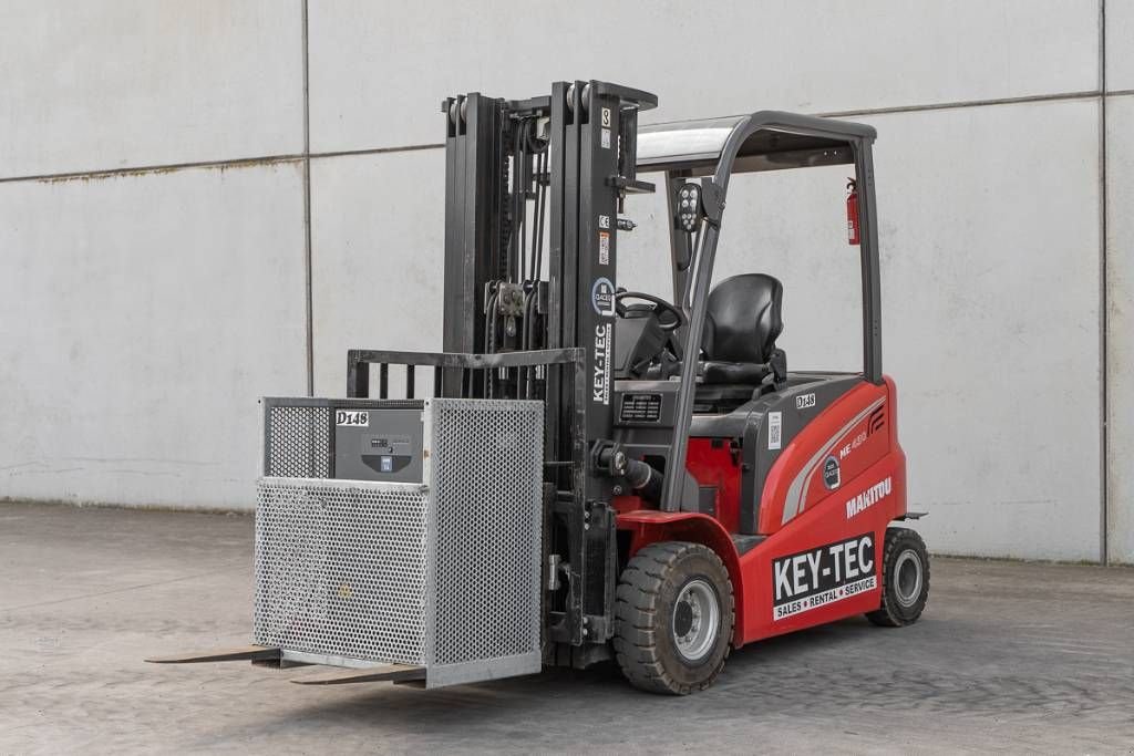 Frontstapler typu Manitou ME 430, Gebrauchtmaschine v Moerbeke (Obrázek 1)