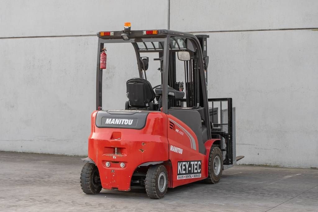 Frontstapler typu Manitou ME 430, Gebrauchtmaschine v Moerbeke (Obrázek 5)