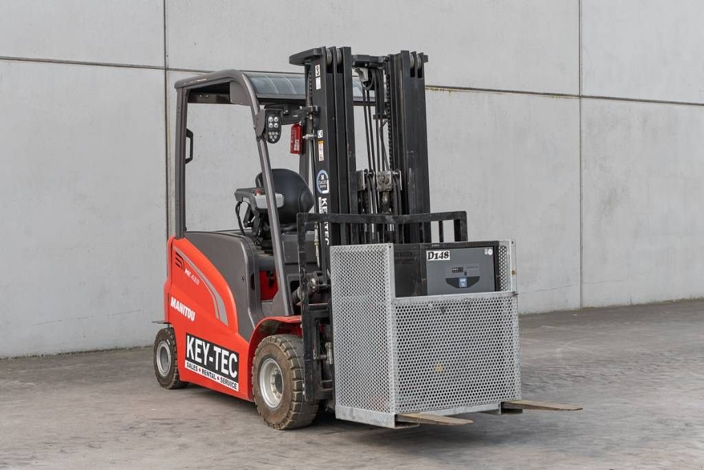 Frontstapler typu Manitou ME 430, Gebrauchtmaschine v Moerbeke (Obrázek 3)