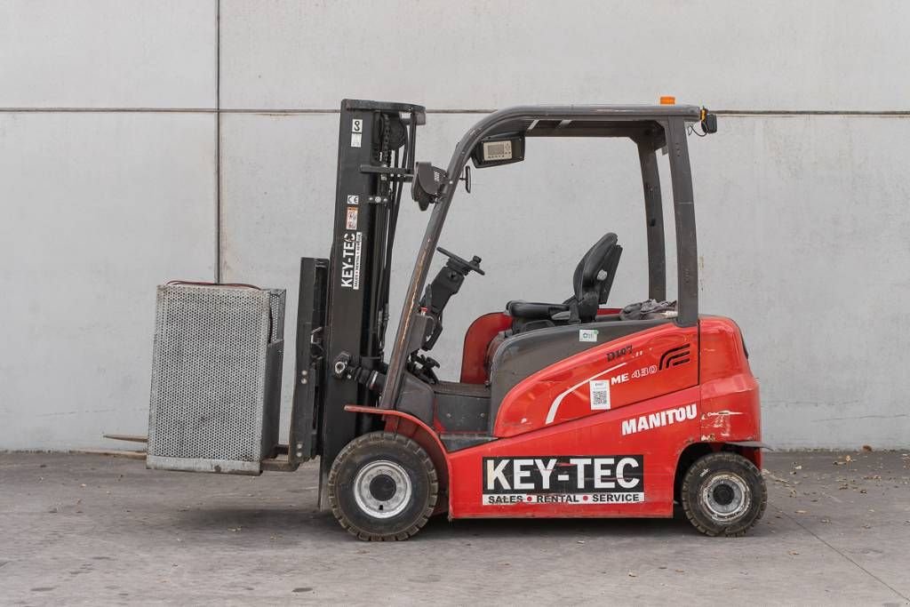 Frontstapler of the type Manitou ME 430, Gebrauchtmaschine in Moerbeke (Picture 4)