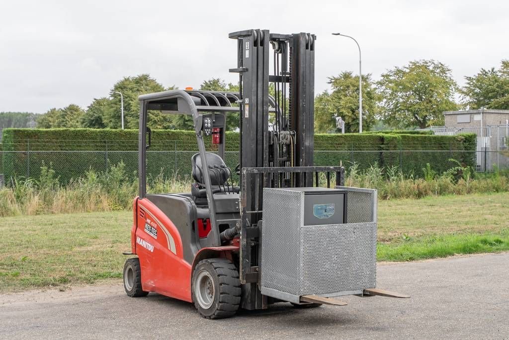 Frontstapler typu Manitou ME 435, Gebrauchtmaschine v Moerbeke (Obrázek 3)