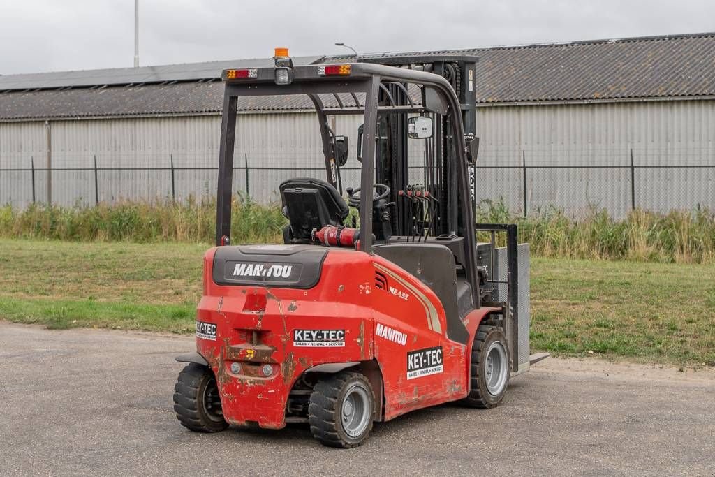 Frontstapler typu Manitou ME 435, Gebrauchtmaschine v Moerbeke (Obrázek 5)