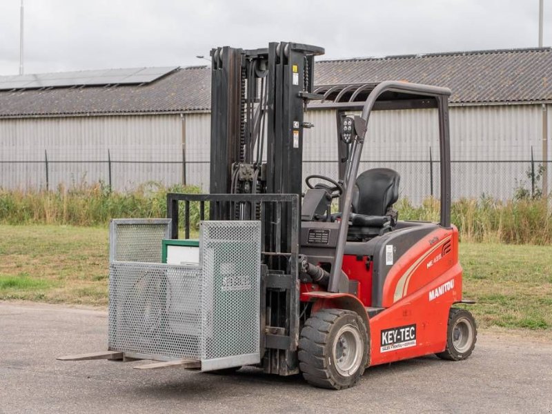 Frontstapler tipa Manitou ME 435, Gebrauchtmaschine u Moerbeke (Slika 1)