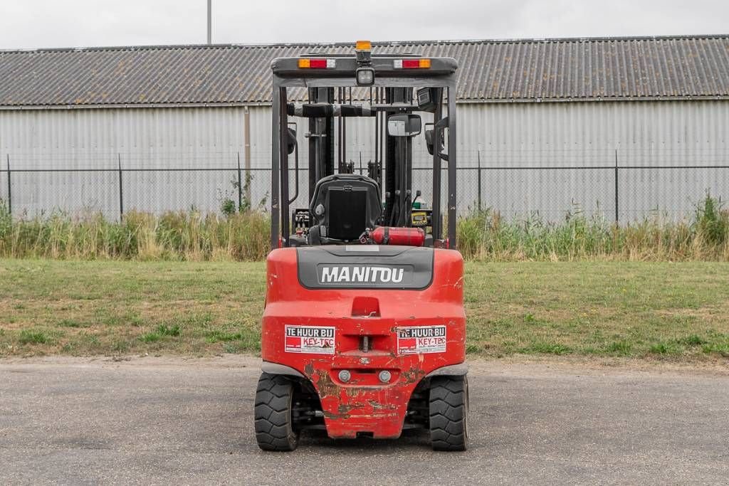 Frontstapler typu Manitou ME 435, Gebrauchtmaschine v Moerbeke (Obrázek 7)