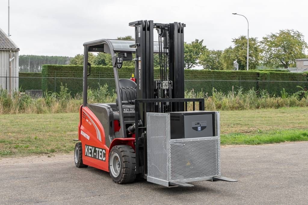 Frontstapler des Typs Manitou ME 435, Neumaschine in Moerbeke (Bild 3)