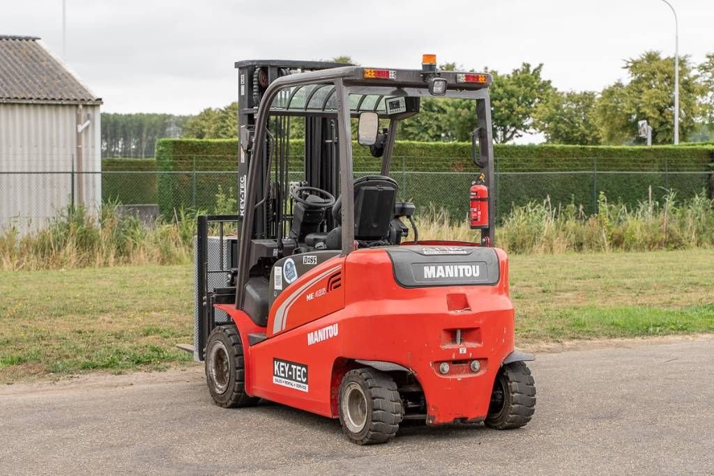 Frontstapler tip Manitou ME 435, Gebrauchtmaschine in Moerbeke (Poză 8)