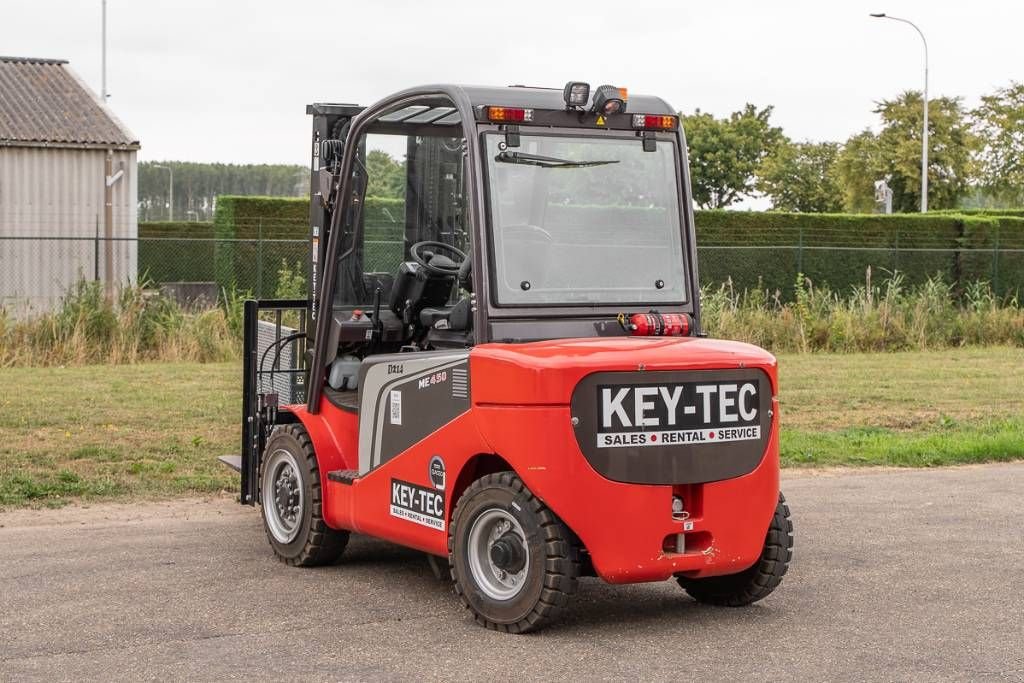 Frontstapler des Typs Manitou ME 450, Neumaschine in Moerbeke (Bild 8)