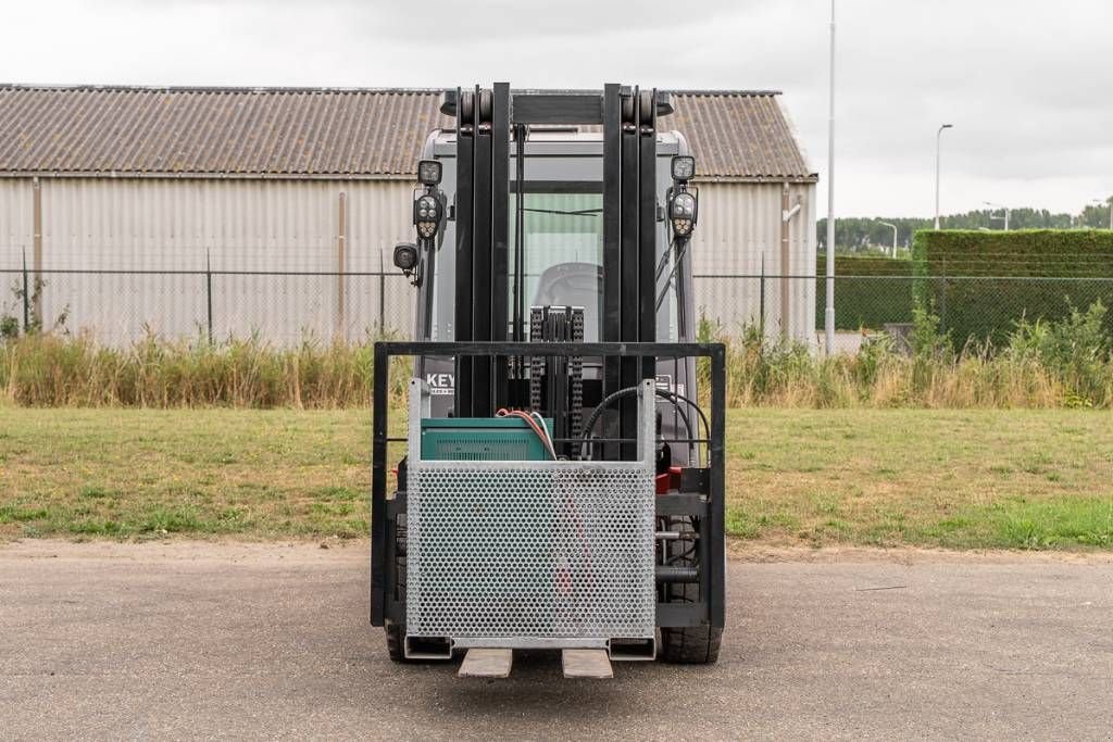 Frontstapler des Typs Manitou ME 450, Neumaschine in Moerbeke (Bild 2)