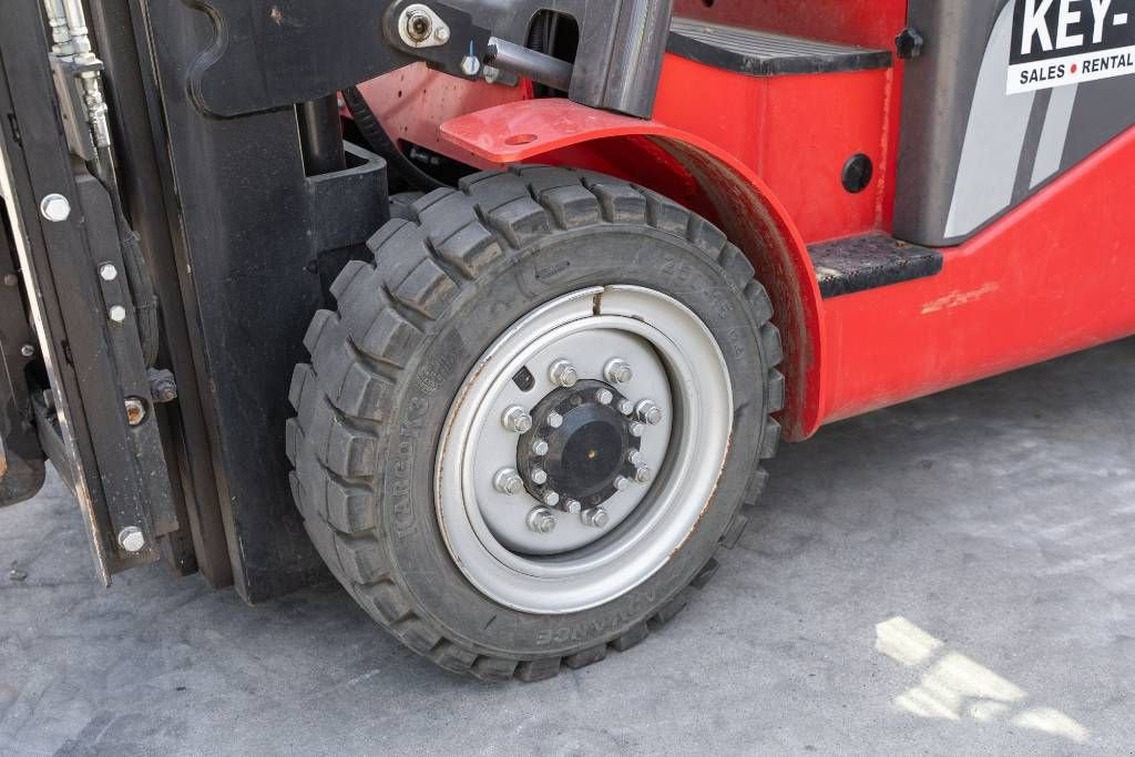 Frontstapler типа Manitou ME 450, Gebrauchtmaschine в Moerbeke (Фотография 9)