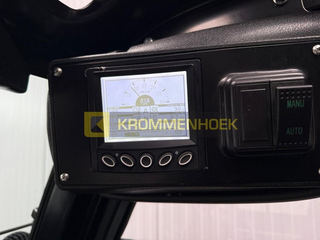 Frontstapler of the type Manitou MI 100 D, Neumaschine in Apeldoorn (Picture 8)