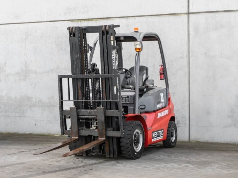 Frontstapler des Typs Manitou MI 25 D, Gebrauchtmaschine in Moerbeke (Bild 1)