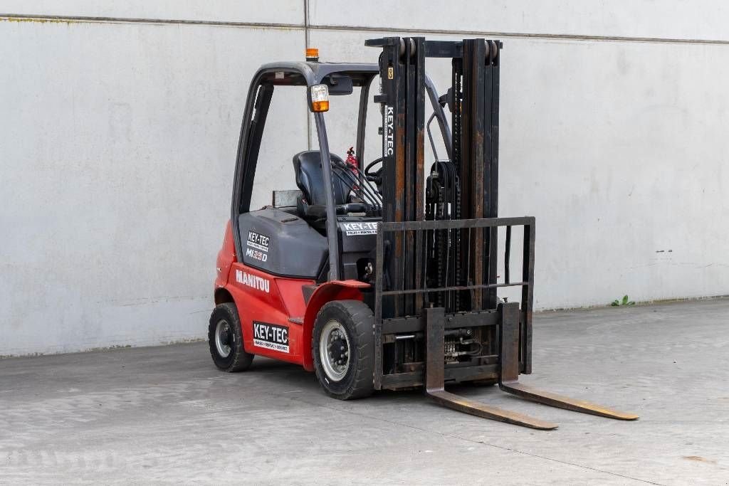 Frontstapler des Typs Manitou MI 25 D, Gebrauchtmaschine in Moerbeke (Bild 3)