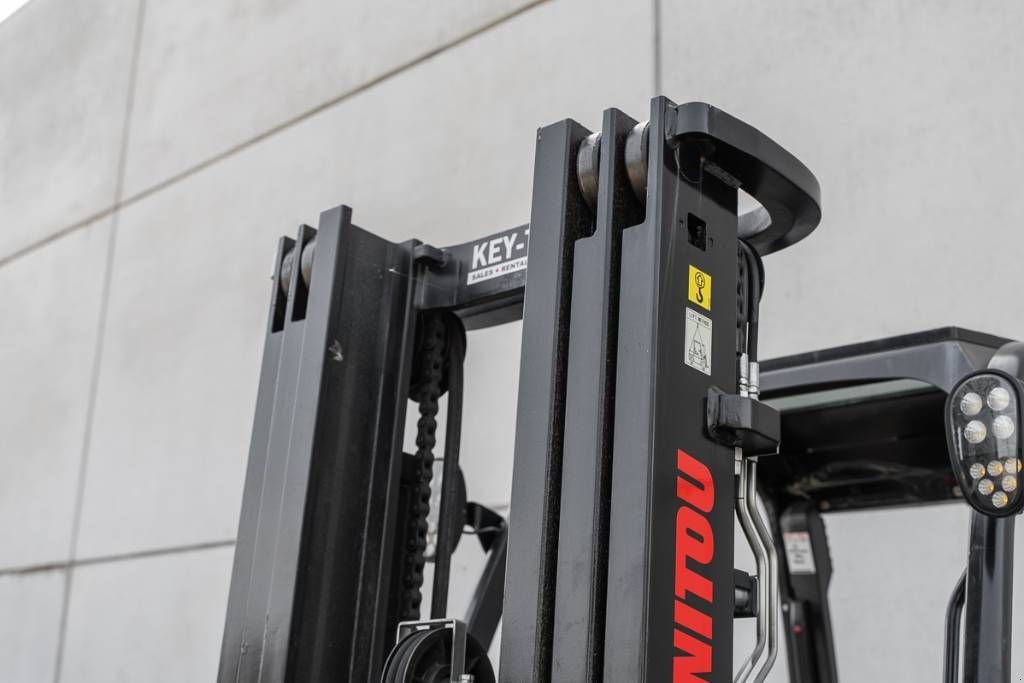 Frontstapler of the type Manitou MI 25 D, Gebrauchtmaschine in Moerbeke (Picture 9)