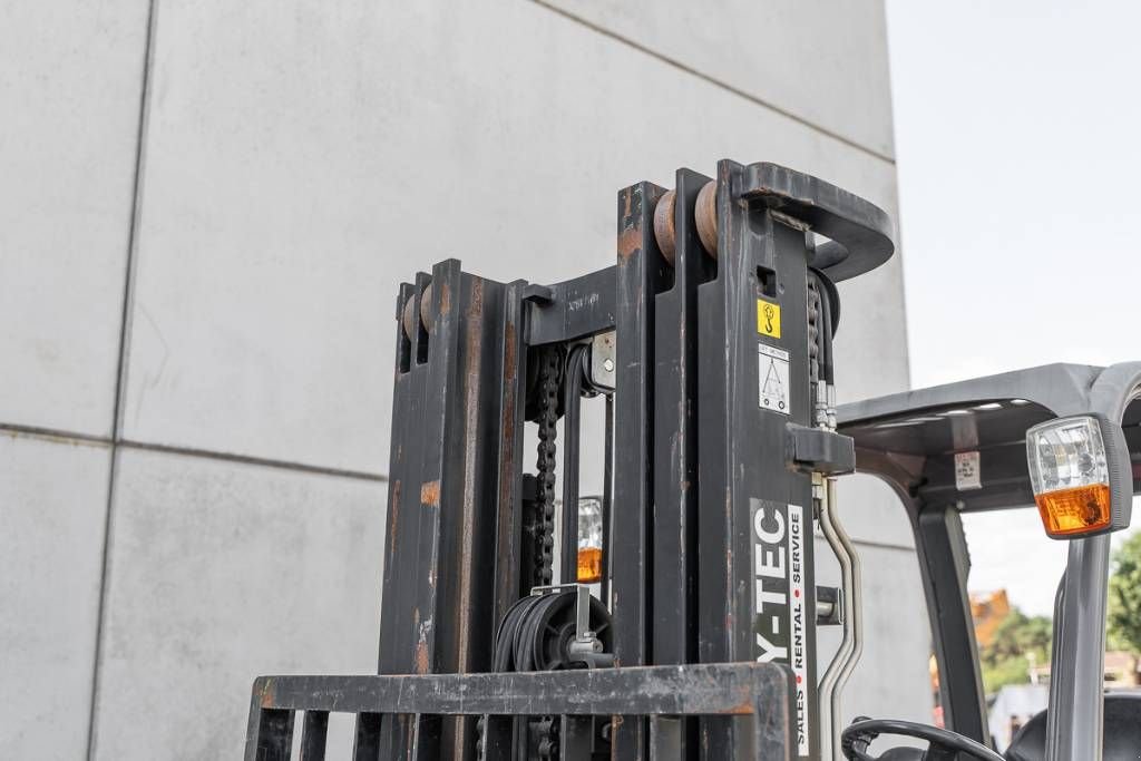 Frontstapler του τύπου Manitou MI 25 D, Gebrauchtmaschine σε Moerbeke (Φωτογραφία 9)