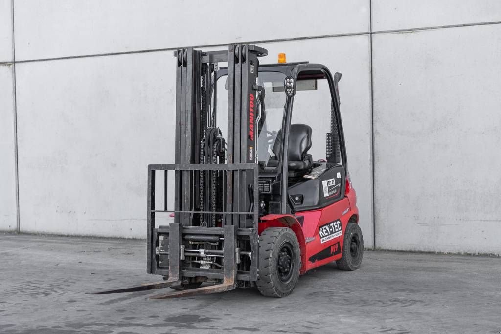 Frontstapler des Typs Manitou MI 25 D, Gebrauchtmaschine in Moerbeke (Bild 1)