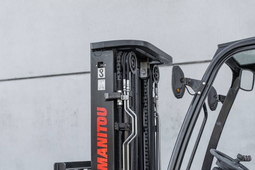 Frontstapler du type Manitou MI 25 D, Gebrauchtmaschine en Moerbeke (Photo 9)