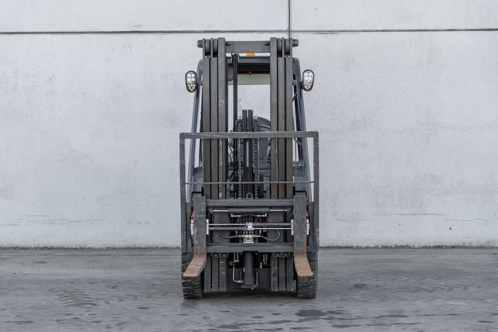 Frontstapler du type Manitou MI 25 D, Gebrauchtmaschine en Moerbeke (Photo 2)