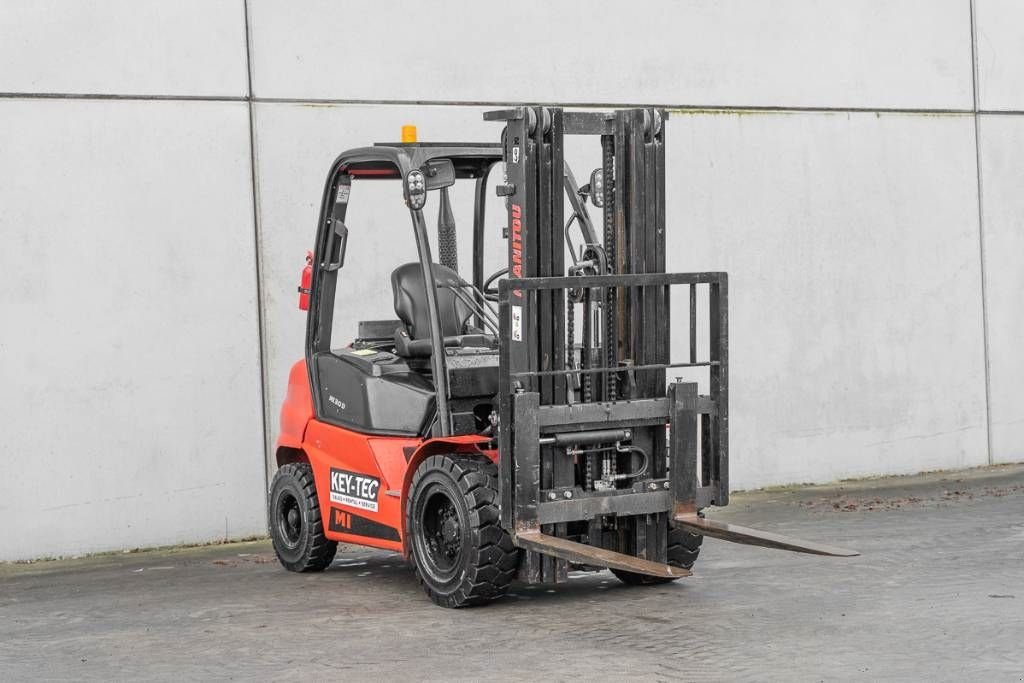 Frontstapler typu Manitou MI 30 D, Gebrauchtmaschine w Moerbeke (Zdjęcie 3)