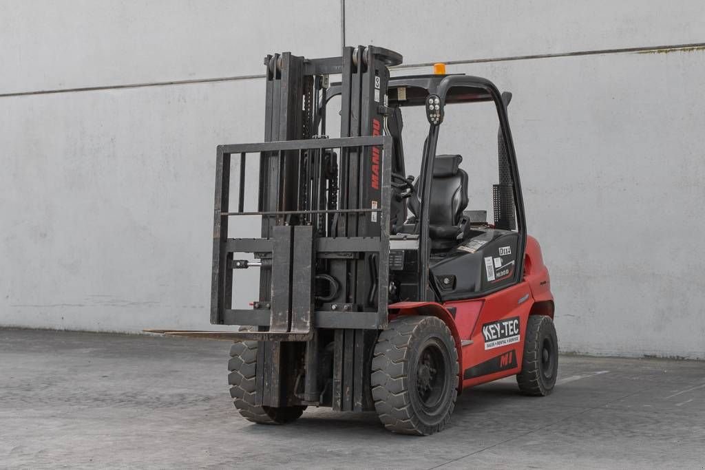 Frontstapler del tipo Manitou MI 30 D, Gebrauchtmaschine In Moerbeke (Immagine 1)