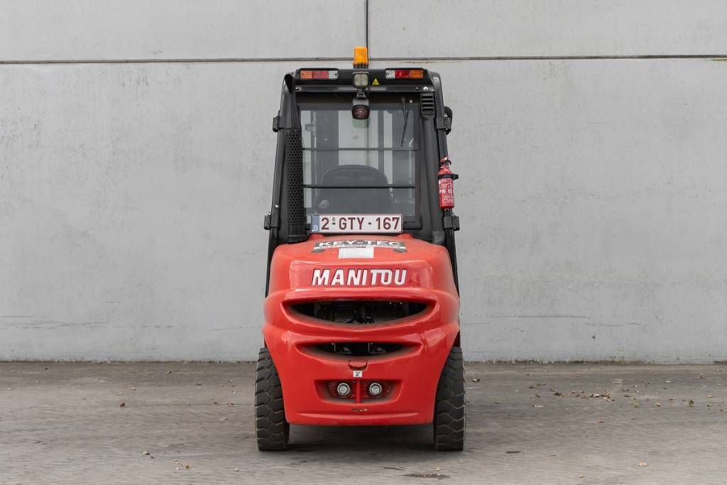 Frontstapler of the type Manitou MI 30 D, Neumaschine in Moerbeke (Picture 7)