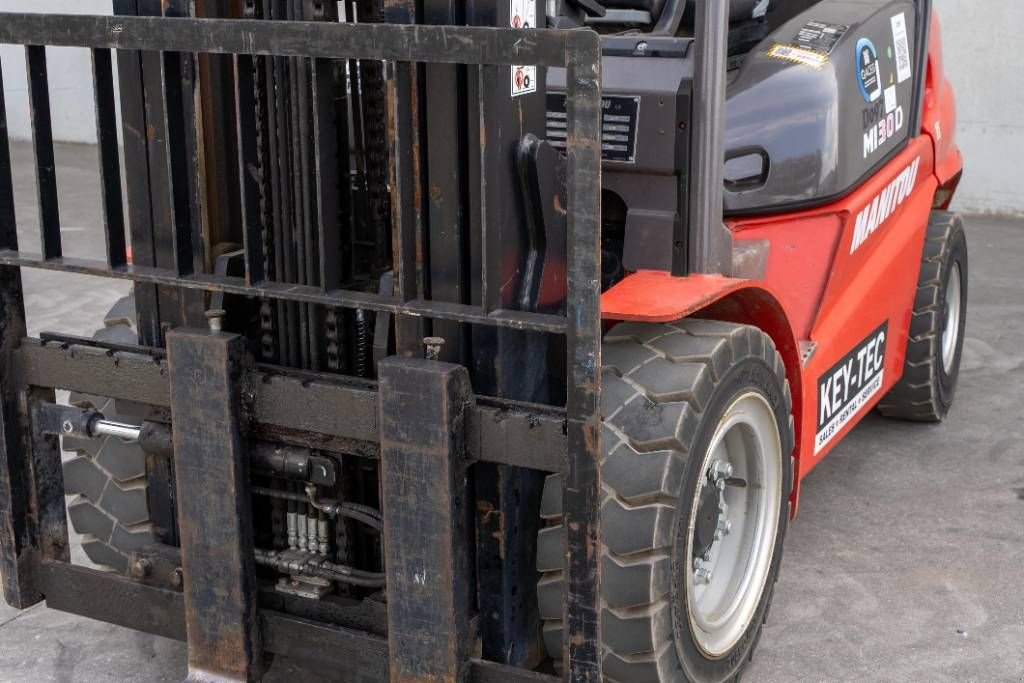 Frontstapler of the type Manitou MI 30 D, Gebrauchtmaschine in Moerbeke (Picture 5)