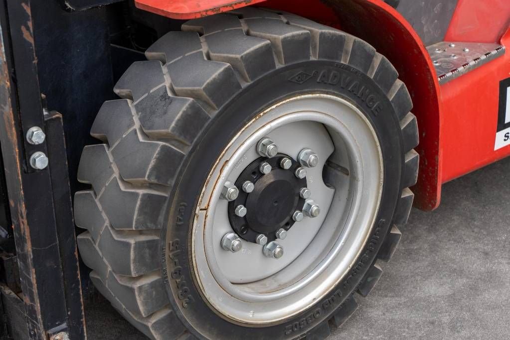 Frontstapler of the type Manitou MI 30 D, Gebrauchtmaschine in Moerbeke (Picture 7)