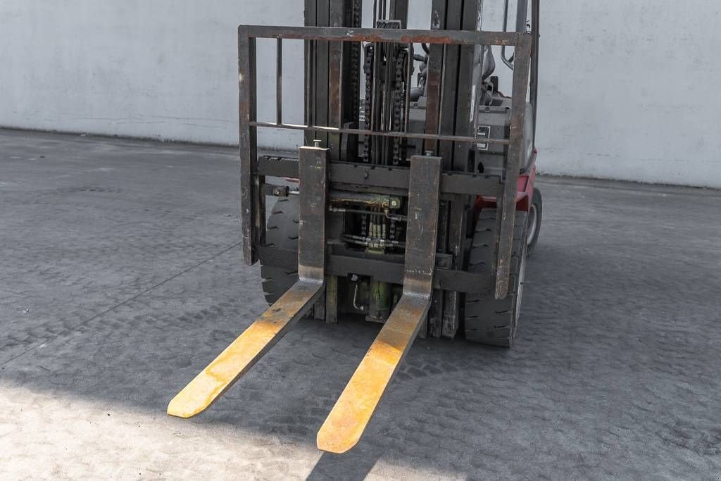 Frontstapler del tipo Manitou MI 30 D, Gebrauchtmaschine en Moerbeke (Imagen 9)