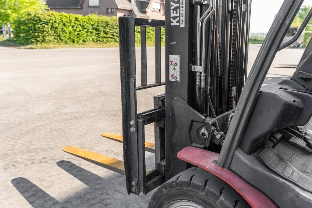 Frontstapler del tipo Manitou MI 30 D, Gebrauchtmaschine en Moerbeke (Imagen 10)