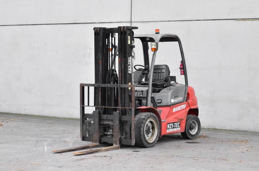 Frontstapler typu Manitou MI 30 D, Gebrauchtmaschine w Moerbeke (Zdjęcie 1)