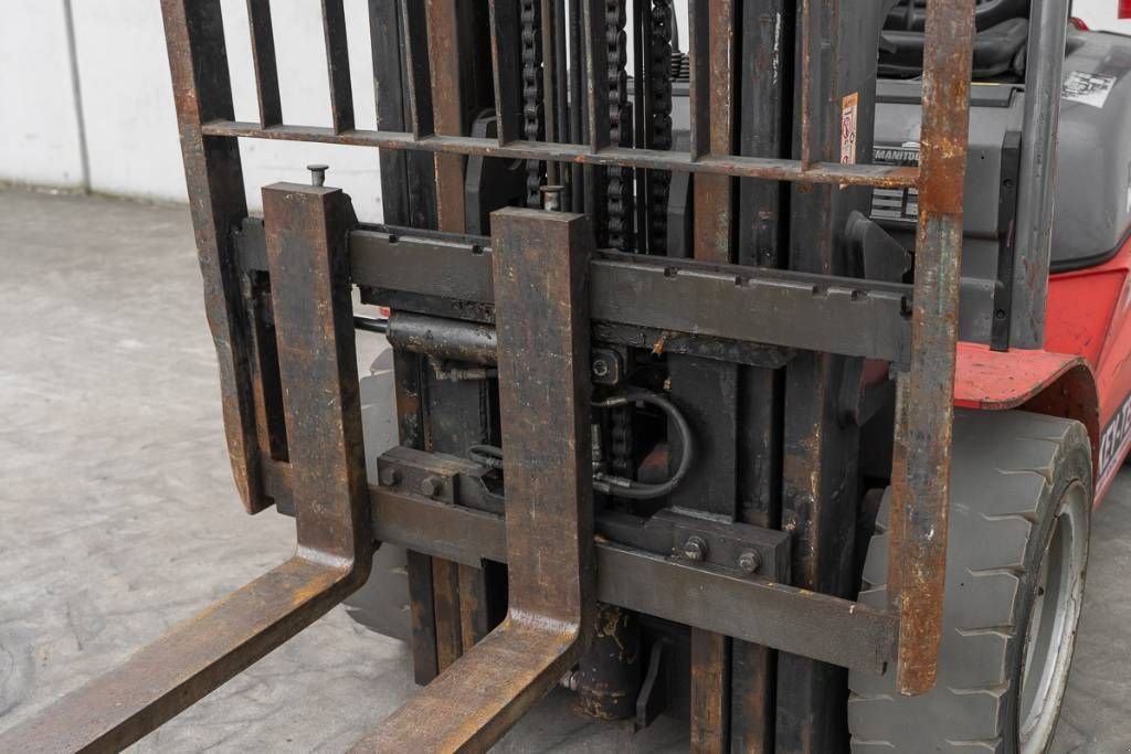 Frontstapler typu Manitou MI 30 D, Gebrauchtmaschine v Moerbeke (Obrázek 10)