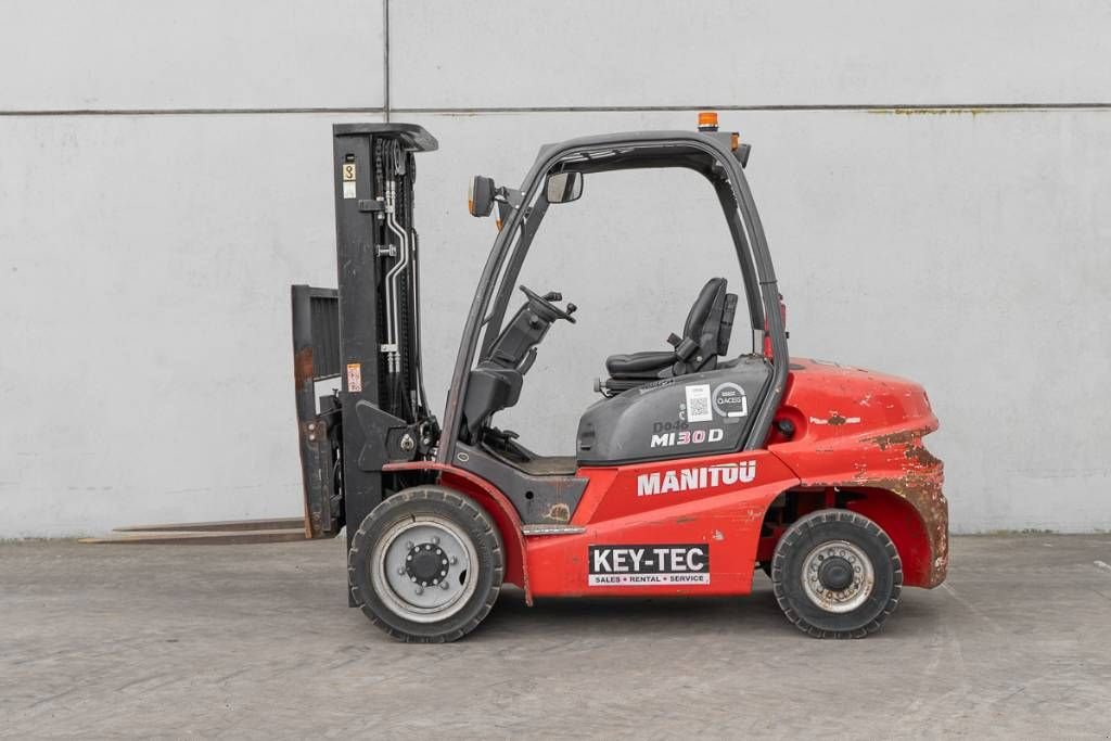 Frontstapler typu Manitou MI 30 D, Gebrauchtmaschine v Moerbeke (Obrázek 4)