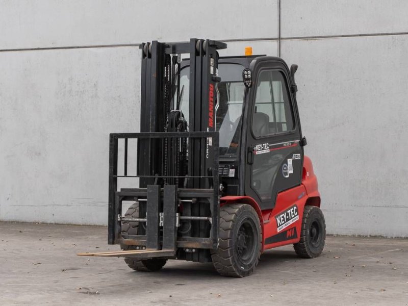 Frontstapler of the type Manitou MI 30 D, Neumaschine in Moerbeke (Picture 1)