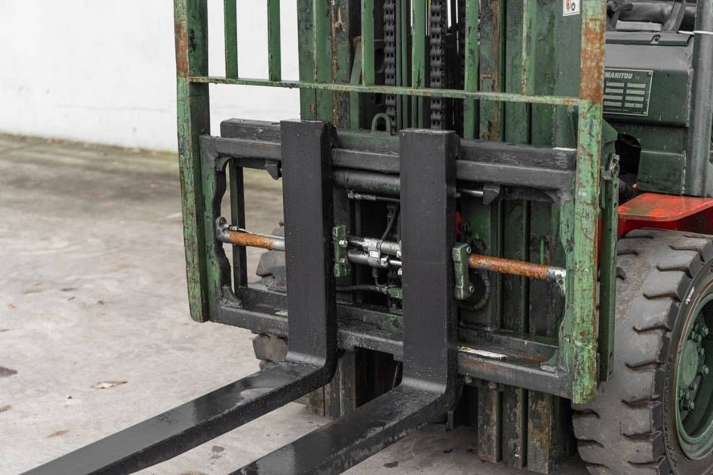 Frontstapler del tipo Manitou MI 35 D, Gebrauchtmaschine In Moerbeke (Immagine 10)