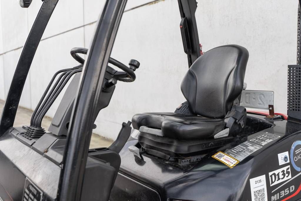 Frontstapler типа Manitou MI 35 D, Gebrauchtmaschine в Moerbeke (Фотография 7)