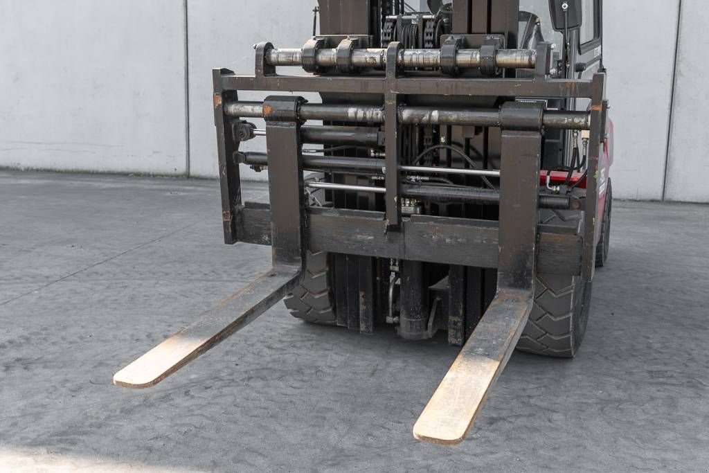 Frontstapler от тип Manitou MI 55 D, Gebrauchtmaschine в Moerbeke (Снимка 9)