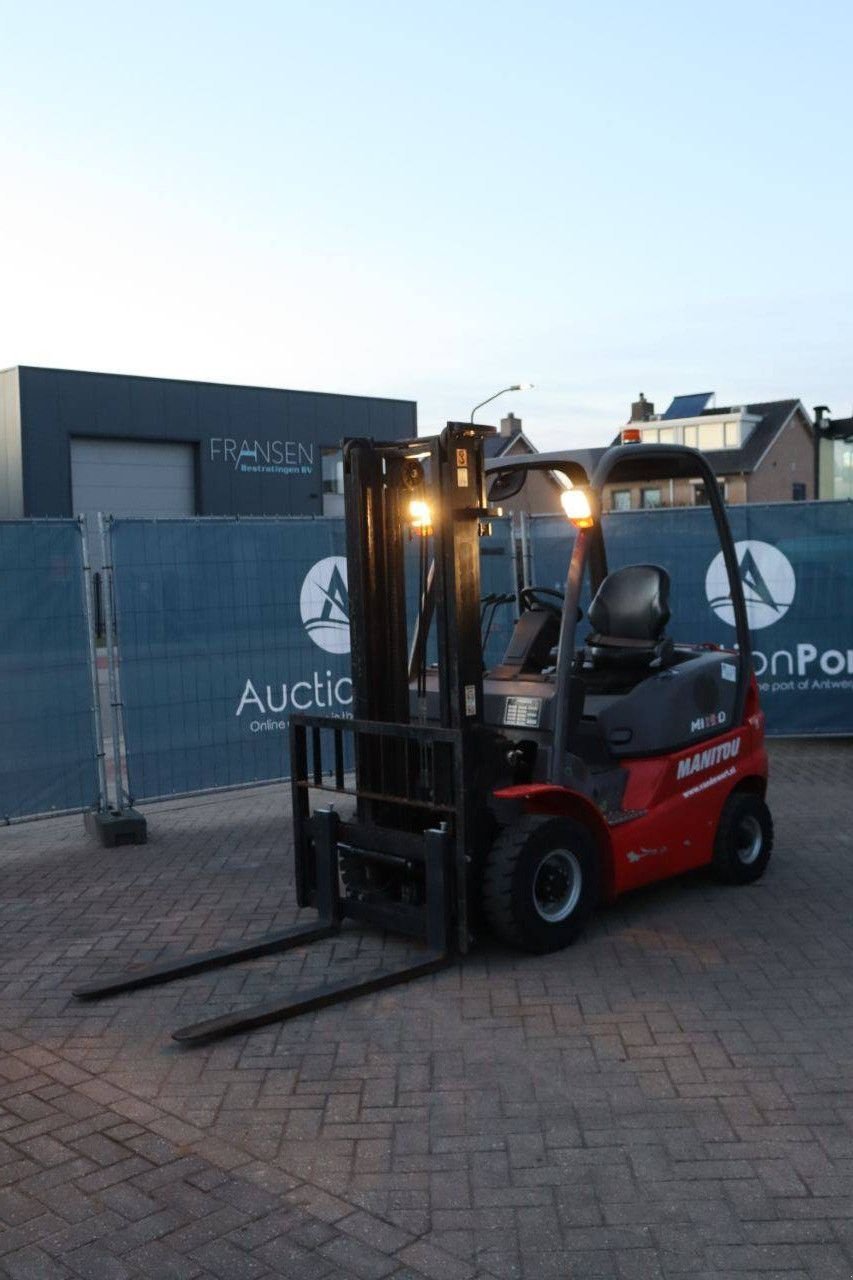 Frontstapler du type Manitou MI18D, Gebrauchtmaschine en Antwerpen (Photo 10)