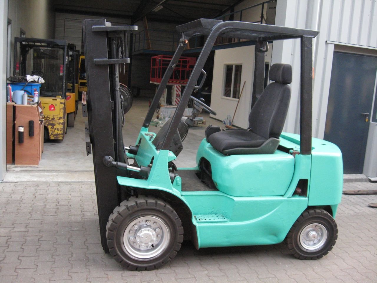 Frontstapler typu Mitsubishi -, Gebrauchtmaschine w Oldenzaal (Zdjęcie 1)