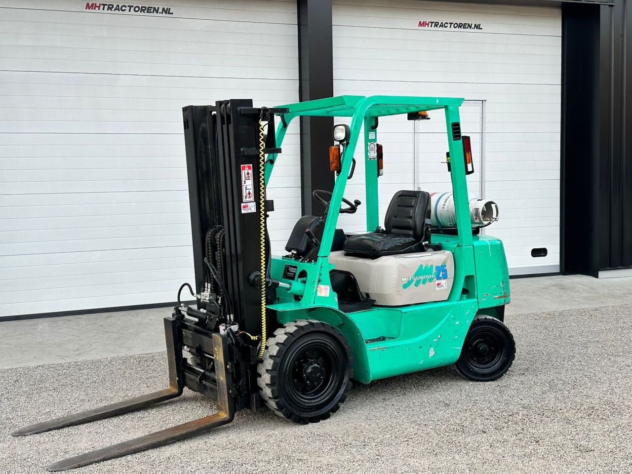 Frontstapler typu Mitsubishi 2.5, Gebrauchtmaschine w Linde (dr) (Zdjęcie 10)