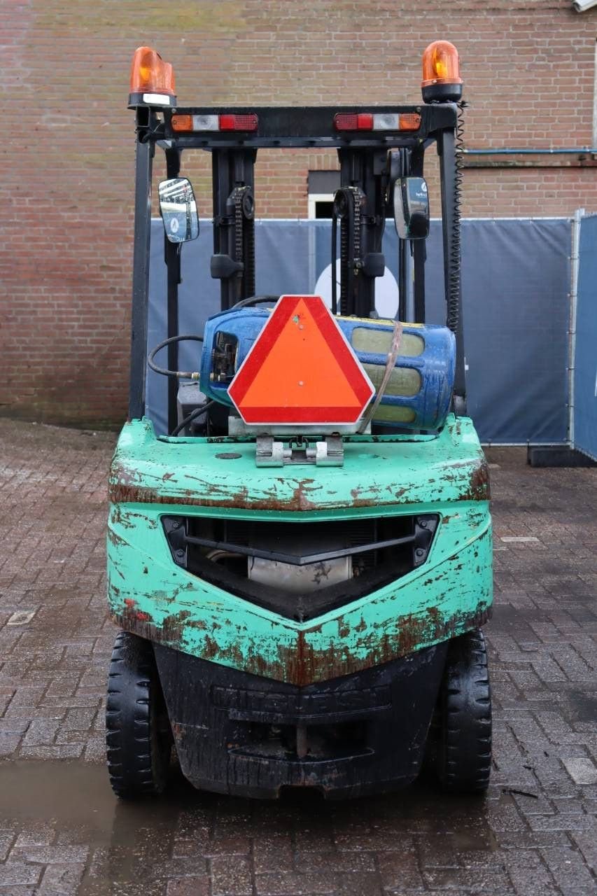 Frontstapler van het type Mitsubishi 25N, Gebrauchtmaschine in Antwerpen (Foto 5)