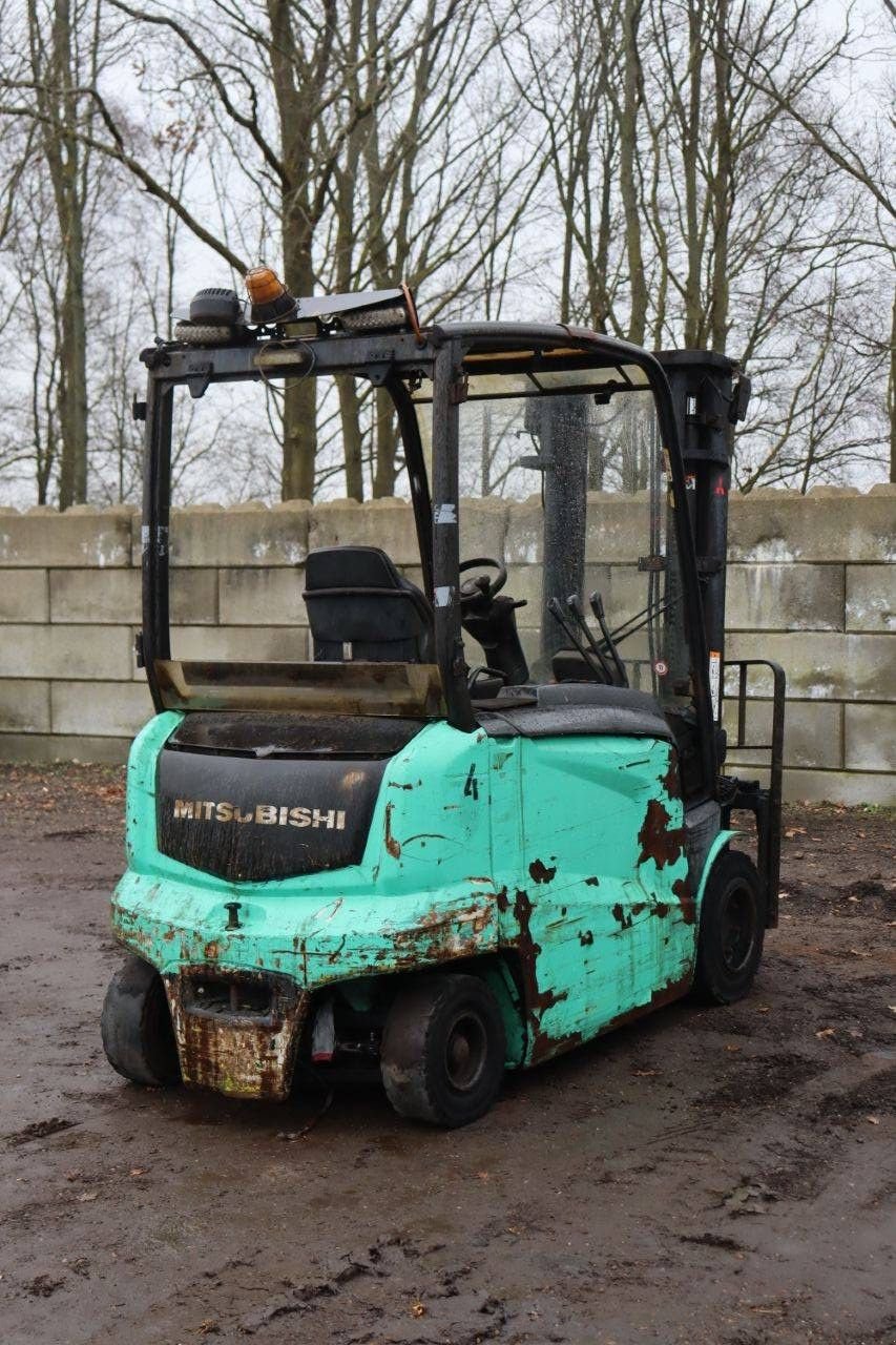 Frontstapler du type Mitsubishi FB35N, Gebrauchtmaschine en Antwerpen (Photo 7)