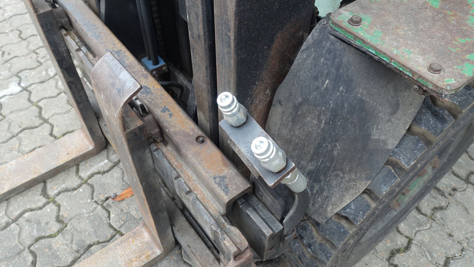 Frontstapler des Typs Mitsubishi FD 25 T // 2500 kg diesel, Gebrauchtmaschine in Skive (Bild 4)