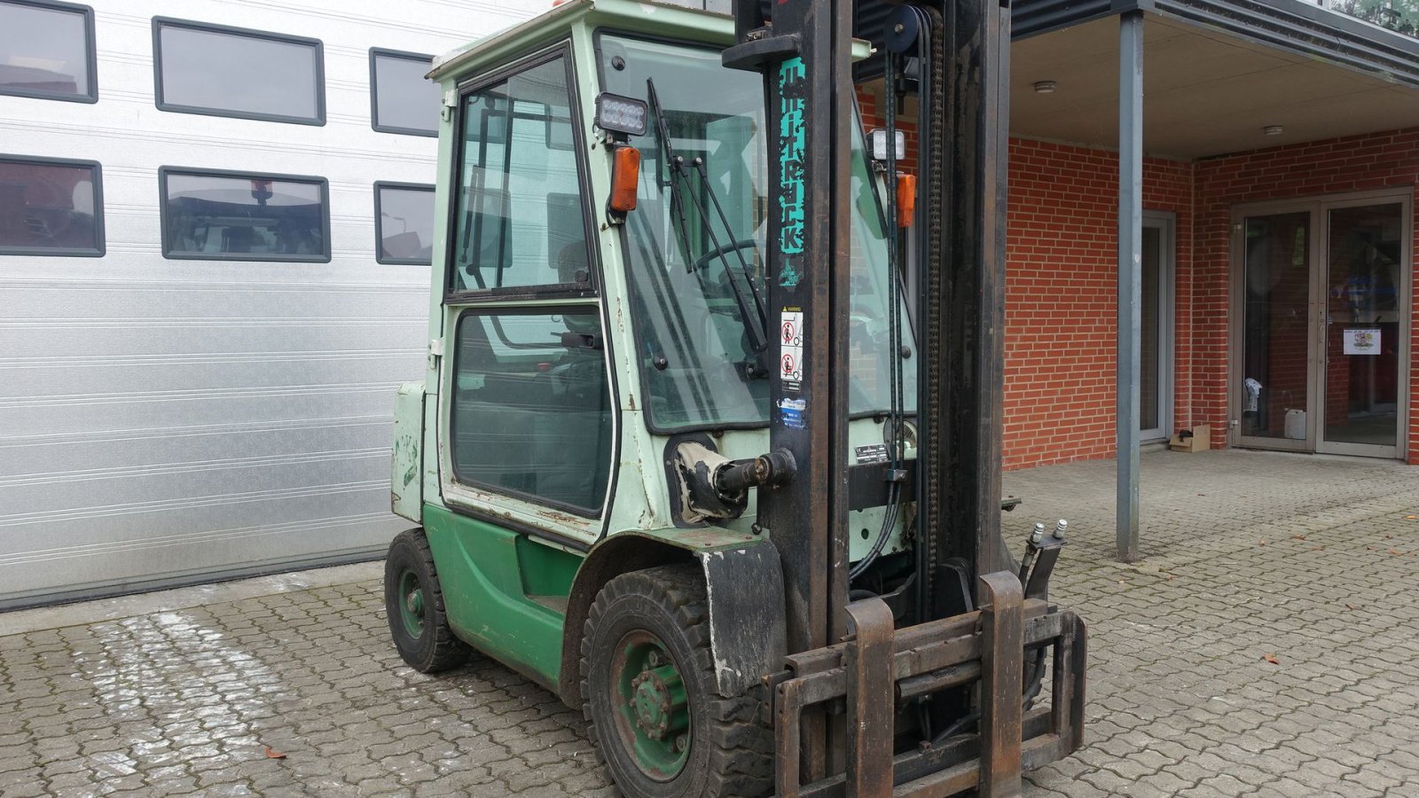 Frontstapler des Typs Mitsubishi FD 25 T // 2500 kg diesel, Gebrauchtmaschine in Skive (Bild 1)