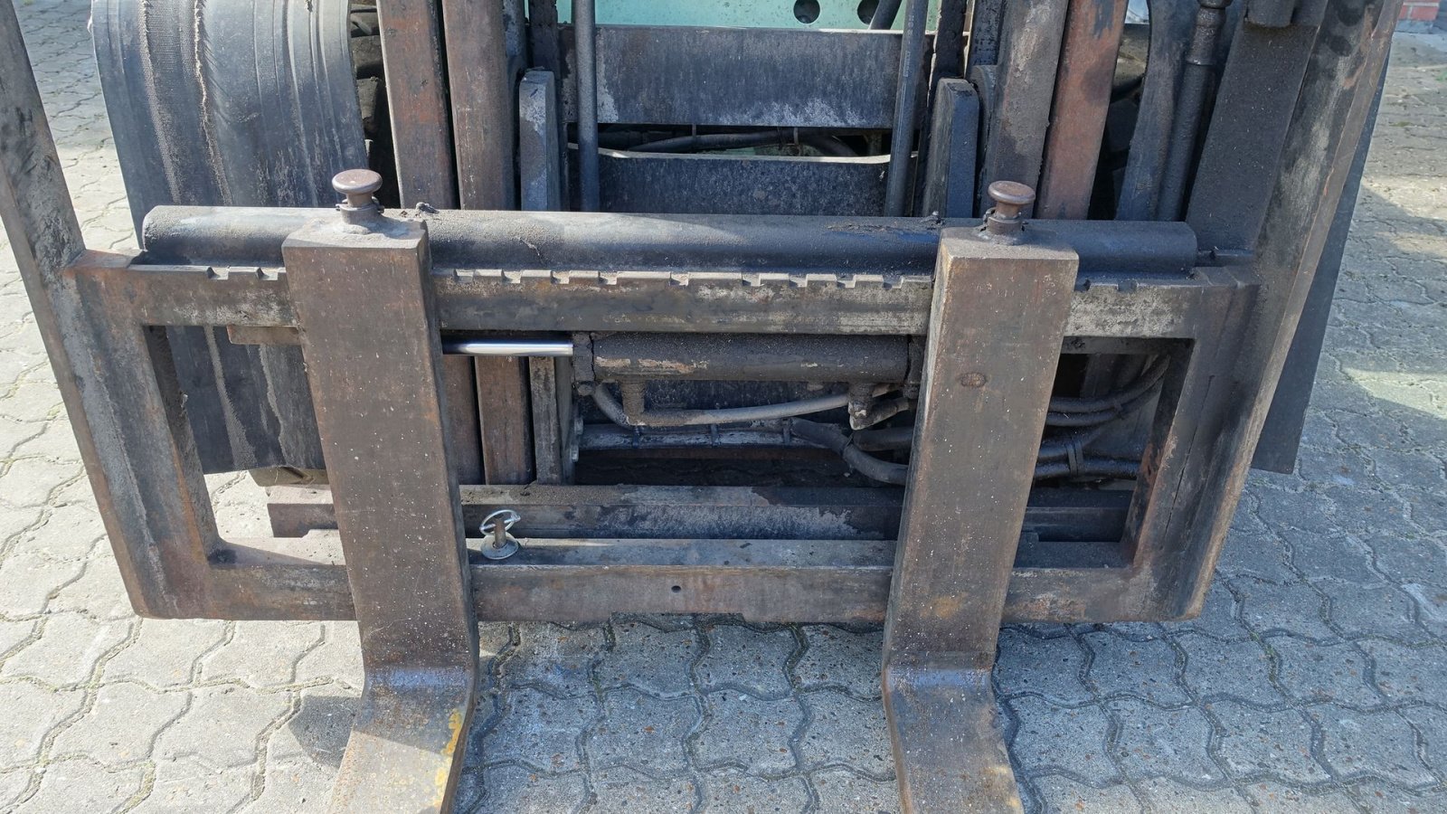 Frontstapler of the type Mitsubishi FD 25 T // 2500 kg diesel, Gebrauchtmaschine in Skive (Picture 4)