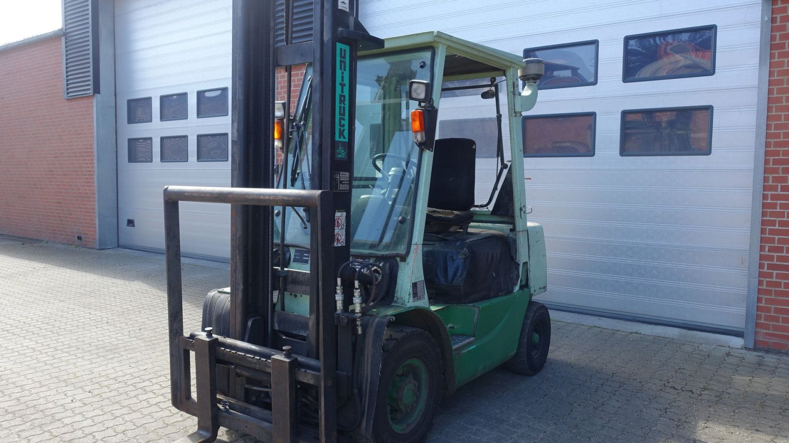 Frontstapler of the type Mitsubishi FD 25 T // 2500 kg diesel, Gebrauchtmaschine in Skive (Picture 2)