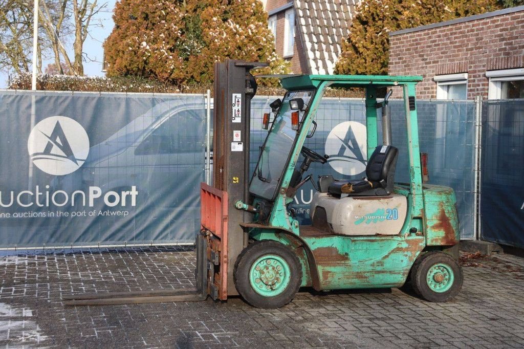 Frontstapler of the type Mitsubishi FD20, Gebrauchtmaschine in Antwerpen (Picture 1)