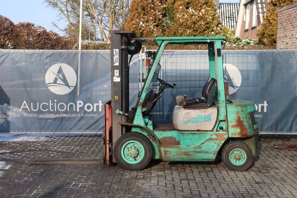 Frontstapler of the type Mitsubishi FD20, Gebrauchtmaschine in Antwerpen (Picture 2)