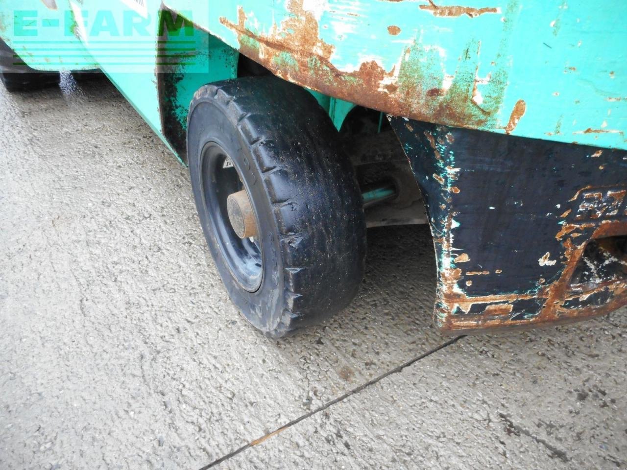 Frontstapler typu Mitsubishi fd30 triplex 4,7m + ss + zwillingsreifen, Gebrauchtmaschine v ST. NIKOLAI/DR. (Obrázek 15)